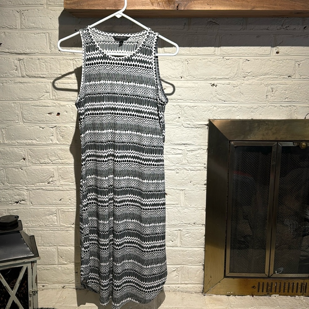 Banana Republic Medium geometric dress
